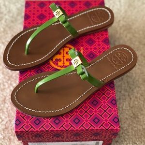 Tory Burch Leighanne Patent Thong Sandal